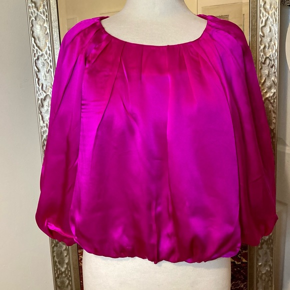 Amanda Uprichard 💖 hot pink 💯 silk top. Size Small. Gently worn. - Picture 6 of 7